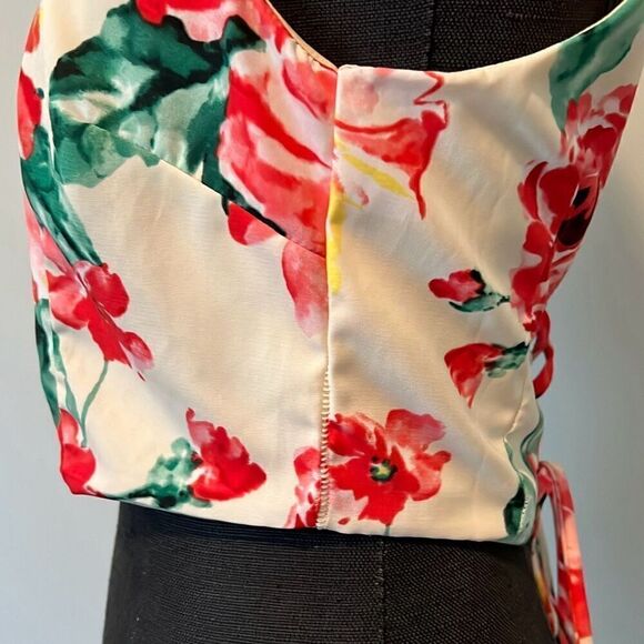 Guess Los Angeles Women's Multicolor Floral Tie Back Cropped Top Medium - Picture 3 of 9